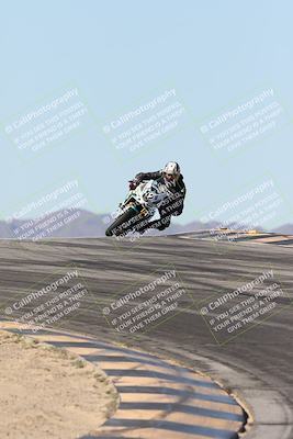 media/Dec-07-2025-CVMA (Sun) [[3e7d2de5dc]]/Race 7-Formula Lightweight Twins Shootout/